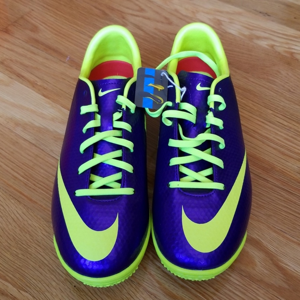 Jr Mercury Victory IV TF size 5.5